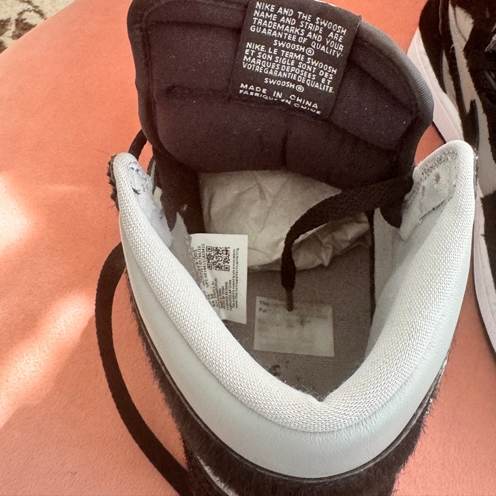 Women Air Jordan 1 Retro HI OG - Picture 7 of 8